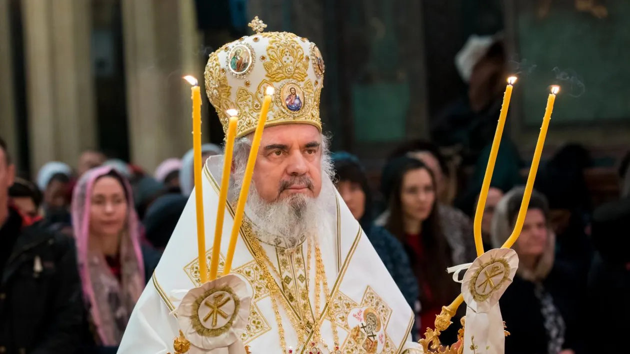 Mesajul de Crăciun al Patriarhului Daniel pentru credincioși: „Poporul român este îndoliat și întristat”