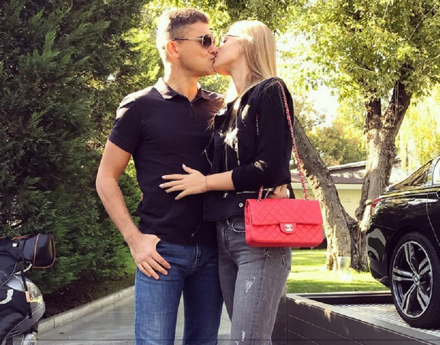 Laura Dincă, însărcinată? Cristian Boureanu și modelul au fost prinși la cumpărături pentru bebeluș