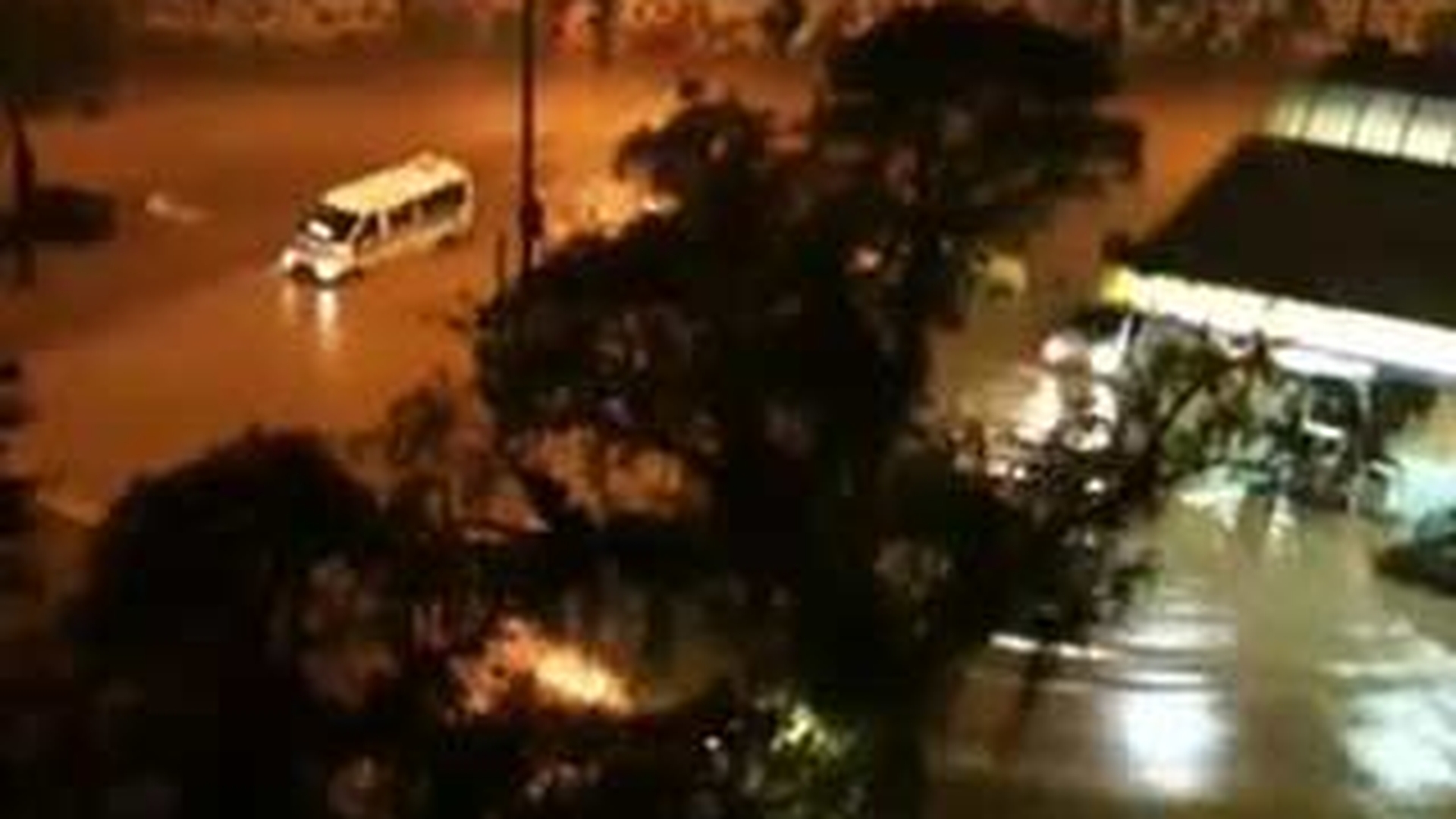 VIDEO 95 de persoane ucise de inundatiile din Rio de Janeiro