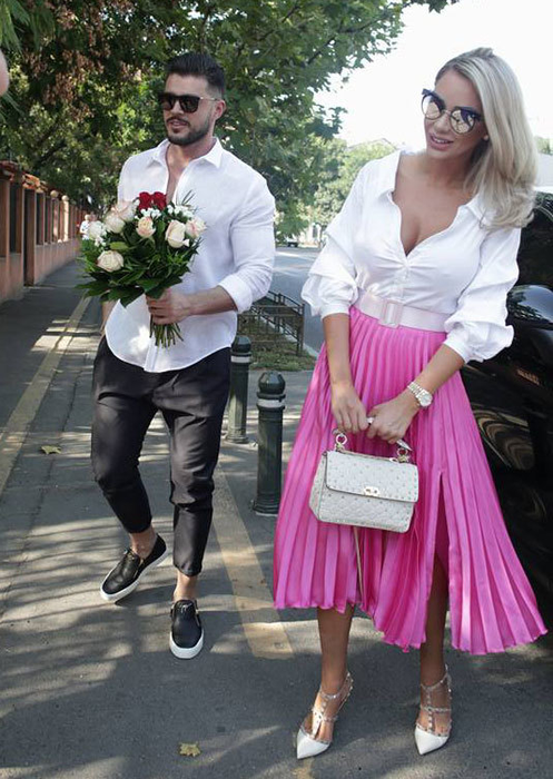 Bianca şi Victor Slav, prezenţi la cununia lui Bogdan Vlădău cu Gina Chirilă. Cum s-au îmbrăcat blonda şi prezentatorul TV