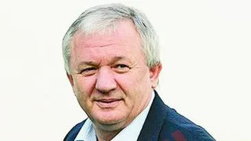 Porumboiu vrea sa puna mana pe ouale lui Gigi