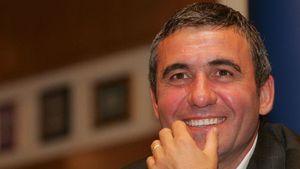 Revenirea anului in fotbalul romanesc! HAGI A SEMNAT cu o echipa din Liga I: "E momentul sa ma implic"