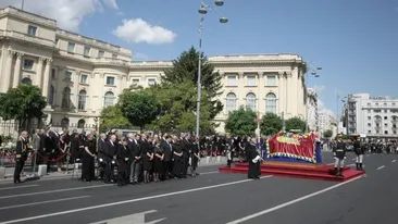  Regina ANA a fost condusă pe ultimul drum!