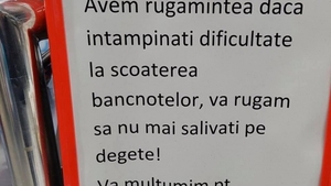 Mesajul afișat într-un magazin din Capitală, în plină criză de coronavirus, a stârnit un val de controverse