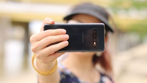 O fotografie le-a adus sfârșitul! 70 de tineri au murit în România din cauza unui selfie
