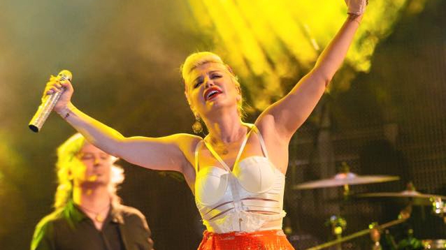 LOREDANA GROZA, 10 lucruri tari pe care nu le ştiai despre artistă!