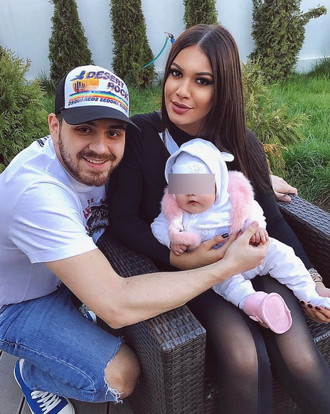 Betty Salam şi Cătălin Vişinescu au plecat în vacanţă, la Belek. Cei doi s-au fotografiat în pat în timp ce…