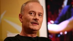 Toni Grecu a fost infectat cu virusul SARS-CoV-2! Care este starea actuală de sănătate a umoristului. „Este internat de 5 zile la Spitalul Matei Balș”