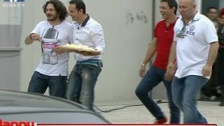 VIDEO Cei trei jurati de la MasterChef s-au razbunat crunt pe Catalin Maruta! Vezi in ce hal a ajuns masina lui dupa emisiunea de ieri