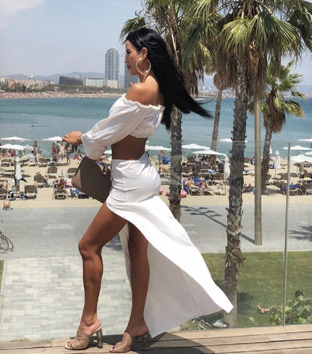 Daniela Crudu a pozat provocator în Barcelona