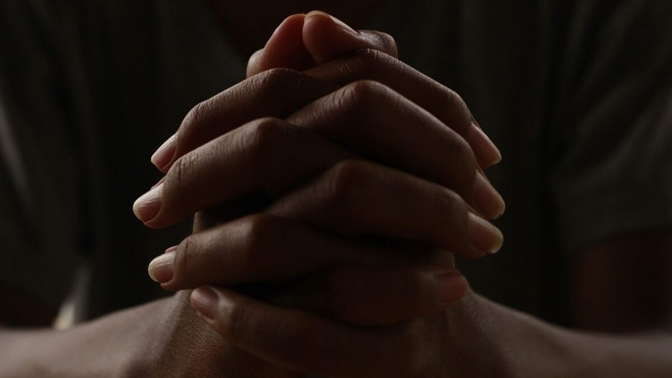 Rugăciune de seară. Rostește-o înainte să adormi pentru bunăstare, liniște și sănătate