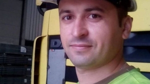 Un român, şofer pe TIR în Italia, moarte fulgerătoare la doar 30 de ani într-o parcare din Italia