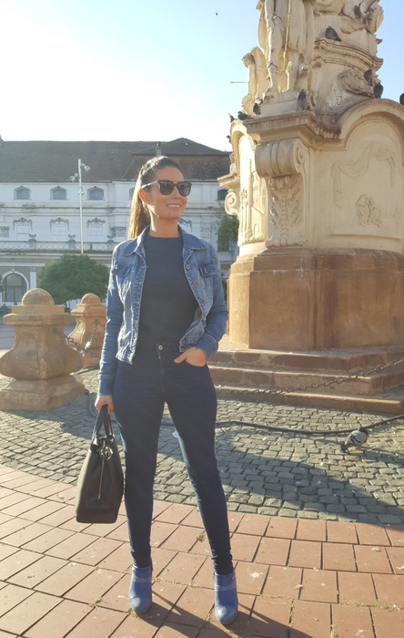 Daniela Ploia, cântăreața de muzică populară, este terorizată de amantele fostului iubit