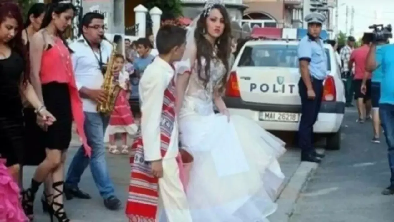 Să vezi și să nu crezi! Ce nuntă de „poveste” au făcut doi constănțeni, pe mijlocul străzii