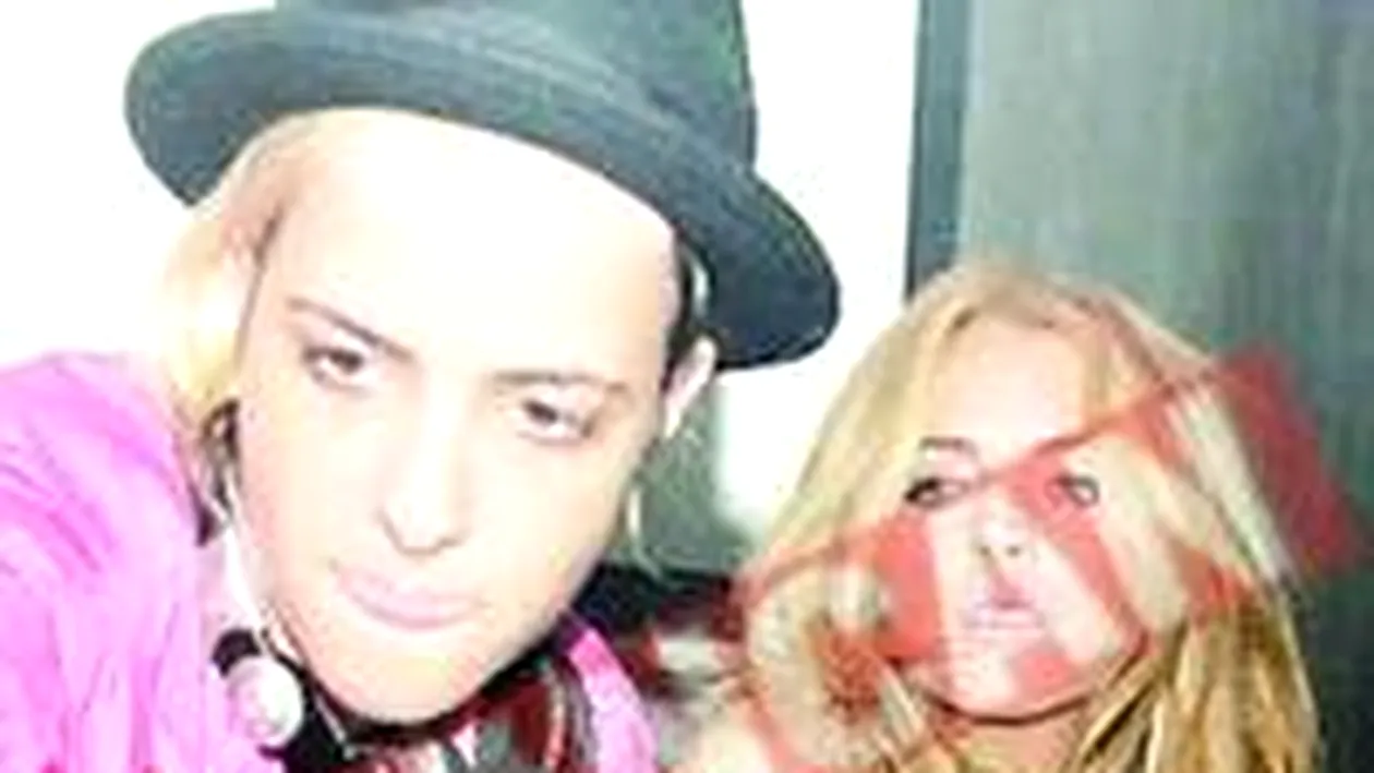 Lindsay Lohan se marita cu o femeie