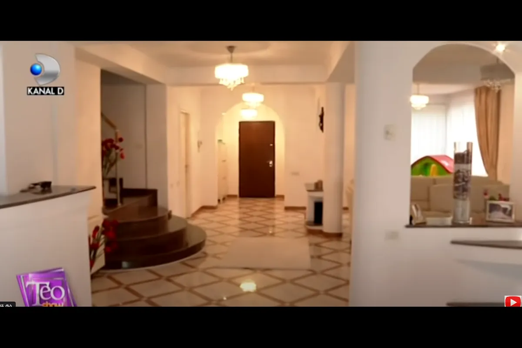 Cum arată casa în care locuiesc Betty Salam și Cătălin Vișănescu. Vila luxoasă are 2 etaje și o grădină imensă