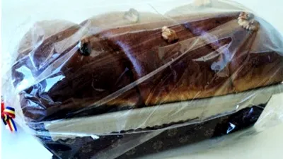 Mai poate fi mâncat cozonacul, dacă a fost ținut 4 zile la temperatura camerei? Care este termenul limită