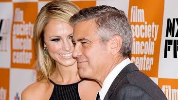 S-a rupt lantul de iubire! George Clooney si Stacy Keibler s-au despartit dupa doi ani de relatie