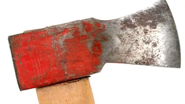 O sibianca a fost stalcita in bataie si jefuita de vecinii pe care ii ajuta cu bani!