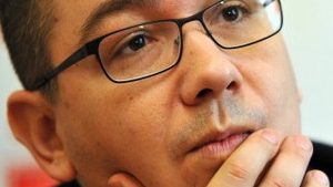Victor Ponta: "Incepand de astazi, Romania este oficial in recesiune"