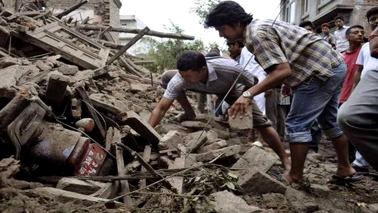 Bilantul victimelor cutremurului din Nepal a crescut la 5.489 de morti