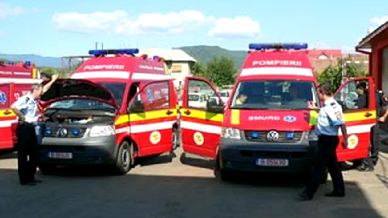 Accident teribil in Cluj! Un mort si 18 raniti in urma coliziunii dintre un tractor si un autocar