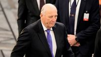 Vești îngrijorătoare despre cel mai bătrân rege din Europa. Starea lui s-a deteriorat la spital