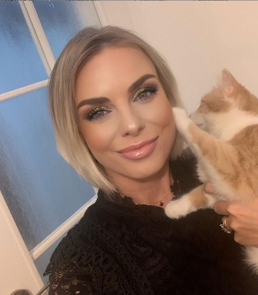 Jojo încearcă să-și păcălească fetița, dar…”O mămică super ciufulită și un pic ciufută!”