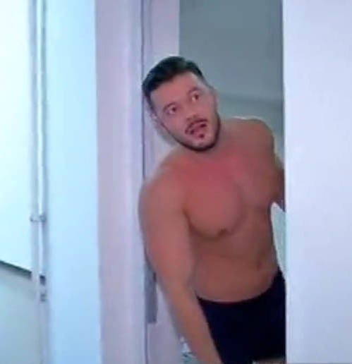 Victor Slav, lăsat în lenjerie intimă de Andreea Mantea chiar înainte de emisiune! Cum s-a întâmplat totul