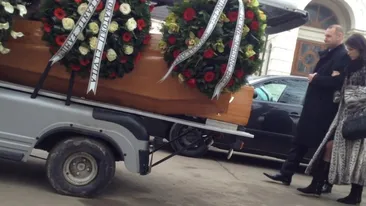 Tragedie in familia lui Viorel Catarama! Milionarul si-a condus mama pe ultimul drum!