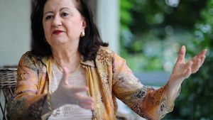 E datoare vândută la Regia Protocolului de Stat, iar acum... Mioara Roman a ajuns rău de tot! A fost executată silit până şi pentru... factura la gaze!