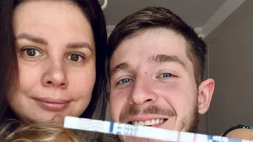 A stârnit un val de controverse! O influenceriță de 37 de ani a rămas însărcinată, pentru a doua oară, cu fiul ei vitreg