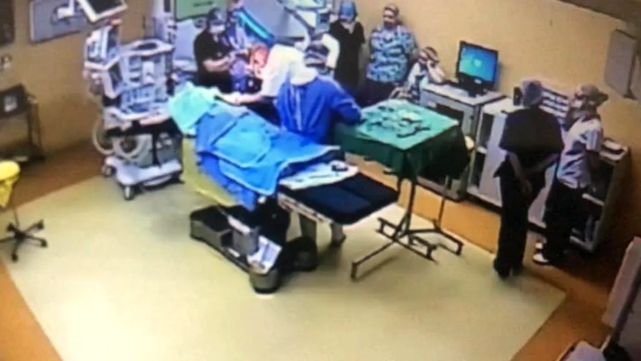 Primele imagini cu pacienta care a luat foc și a murit: ”Beuran a intrat în sală după ce pacienta a fost arsă de rezidentul lui lăsat nesupravegheat”