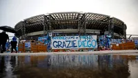 Stadionul lui Napoli a primit numele lui Maradona