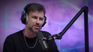 Despărțirea Florin Ristei - Naomi Hedman, trasă la indigo după cea a lui Cătălin Bordea? Speak a dat cărțile pe față