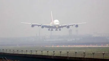 Aterizare de urgență pe Aeroportul Otopeni! De ce este suspectat un român de la bord