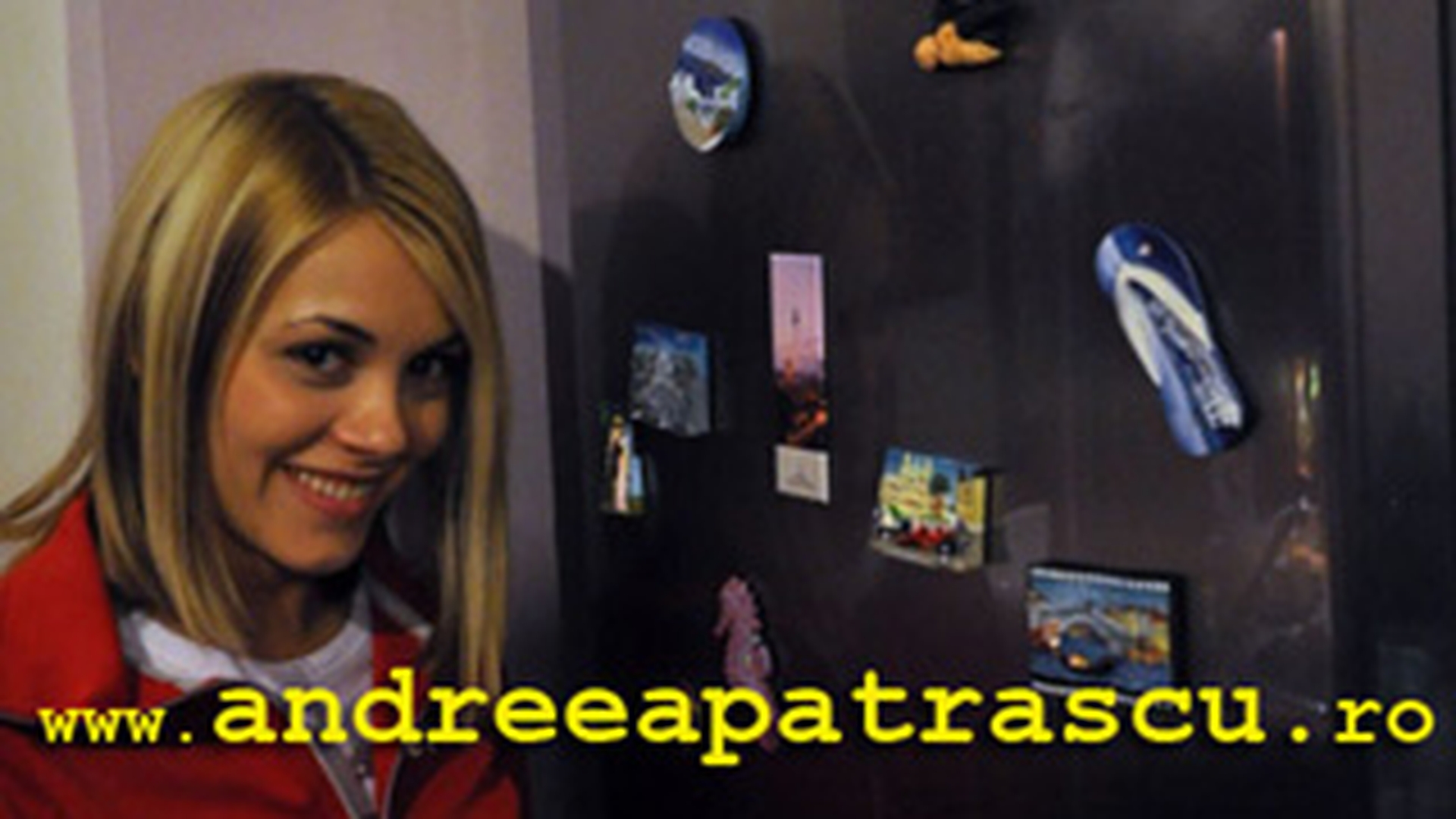 Andreea Patrascu e mandra de colectia ei de magneti de frigider