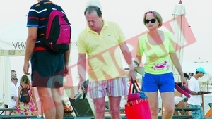 Blaga, la plaja in slip de 300 euro