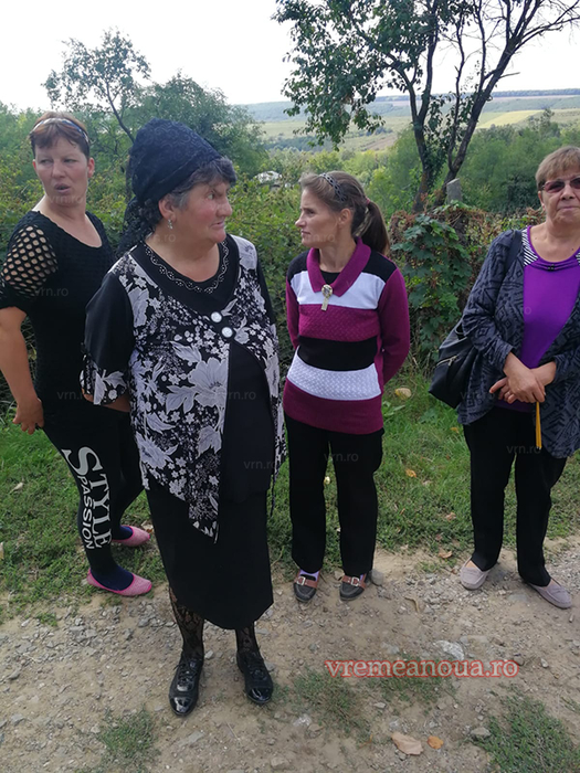 Imagini emoționante de la înmormântarea Biancăi Hîncu, fata găsită spânzurată în Huși. Mărturisire cutremurătoare făcută de iubitul adolescentei de 17 ani