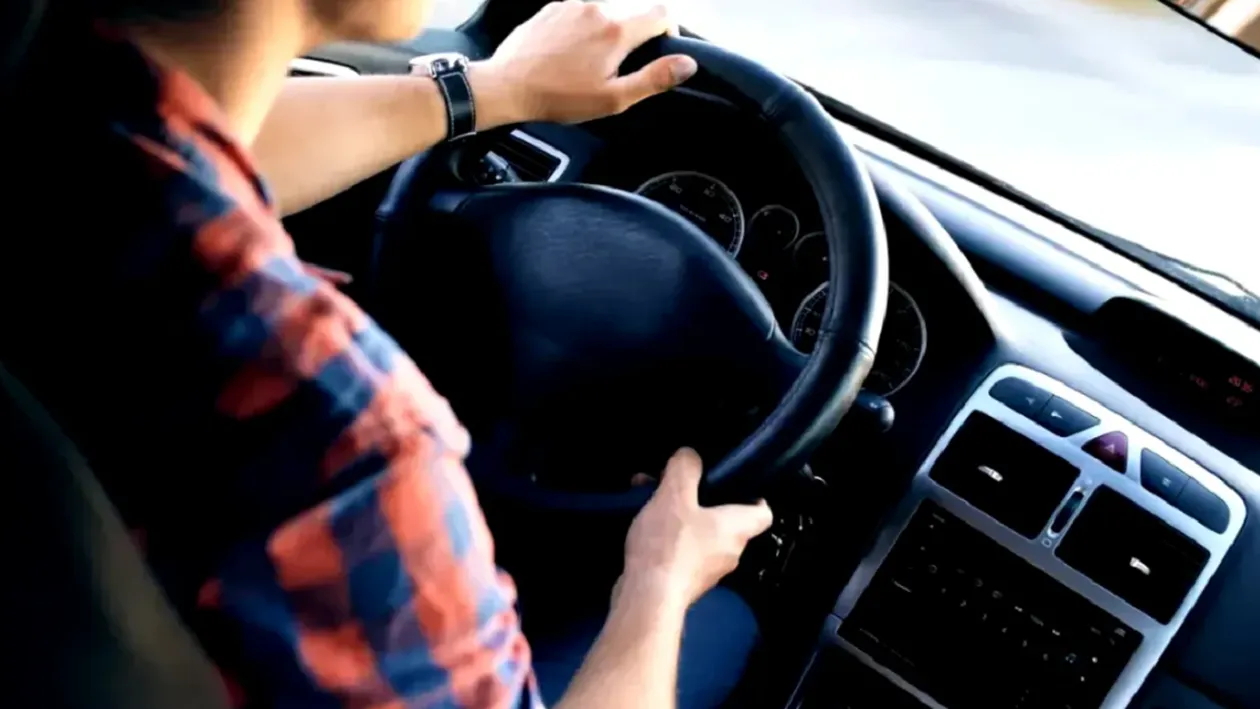Permis suspendat și amendă de 2.900 de lei dacă ai asta în mașină. Mare atenție!