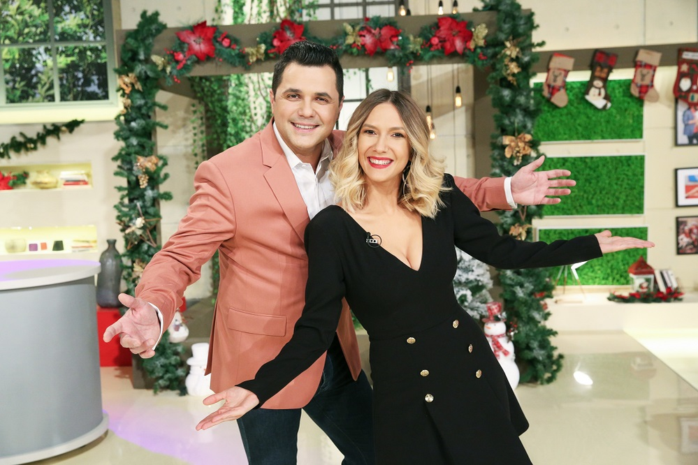 Câte kilograme are, de fapt, Adela Popescu! Prezentatoarea de la Pro TV s-a cântărit în direct