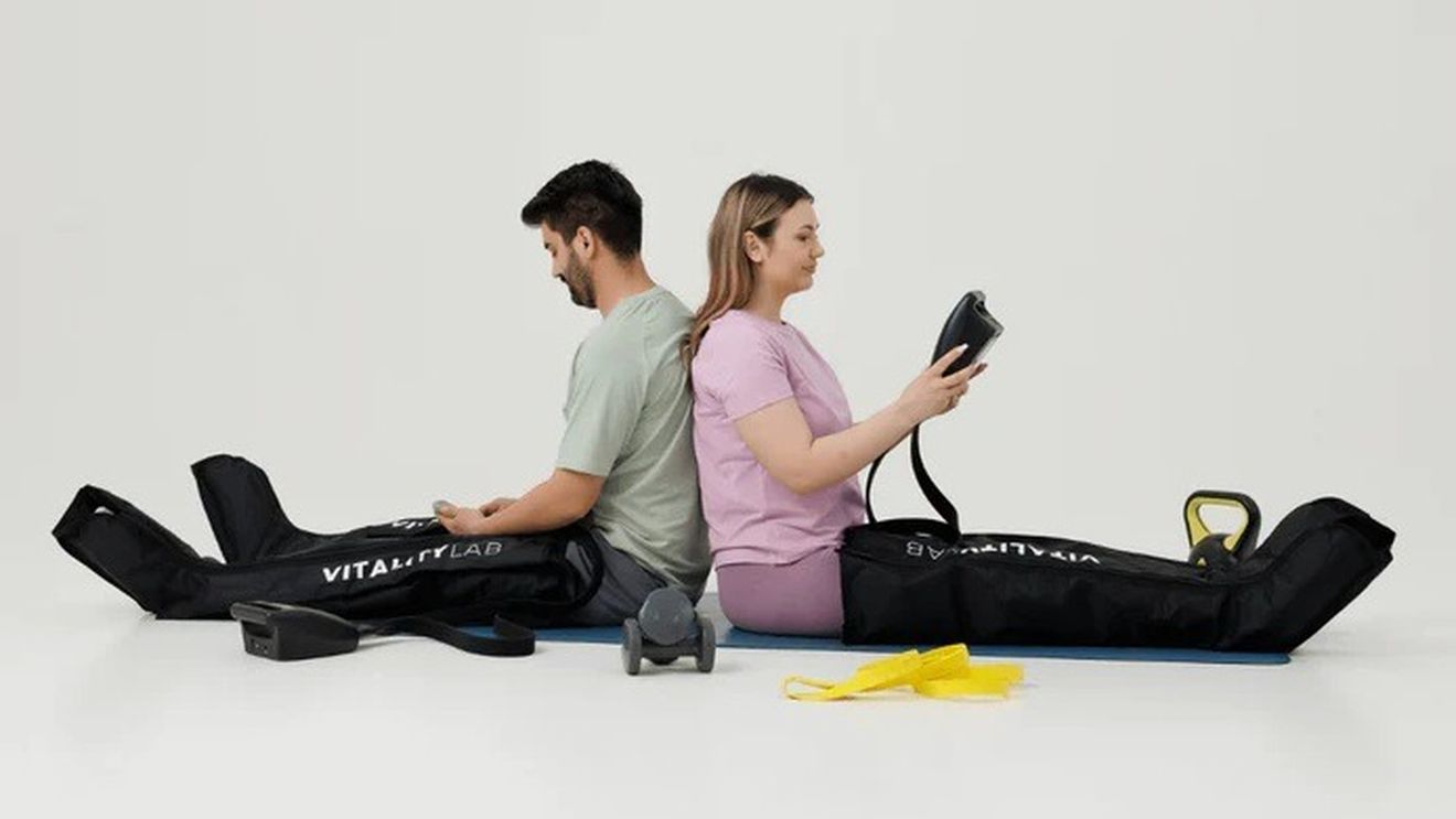 (P) Mâini relaxate, picioare ușoare, șolduri libere – aparatele de masaj moderne fac minuni