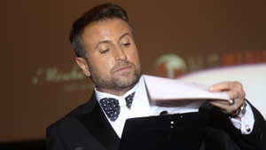 Care e legatura dintre Catalin Botezatu, Manastirea Lainici si Postul Pastelui! Vezi daca are de gand sa se calugareasca!