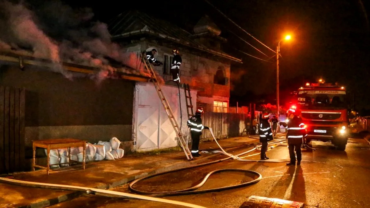 Adolescent mort în București în urma unui incendiu devastator VIDEO
