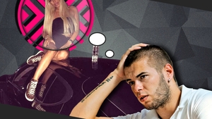Cunoscutul fotbalist & bomba-sexy s-au răzgândit și divorțează până la urmă!