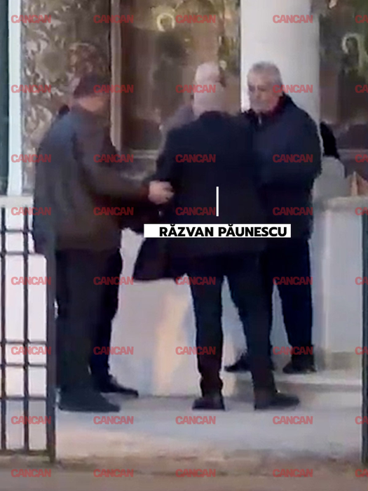 Imagini de la priveghiul lui Viorel Păunescu. Mitică Dragomir, printre primii care au venit să-și ia rămas-bun de la fostul președinte al Stelei