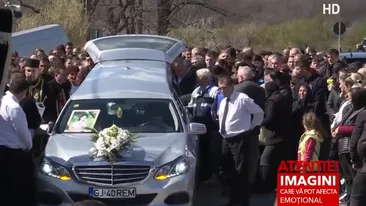 Imaginile durerii! Andreea din Timişoara este înmormântată acum