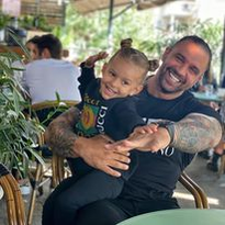 Alex Bodi, urare specială de ziua lui Chaqueline, fiica sa cea mare: “Sunt mândru de tine și de realizările tale”. Ce promisiune emoționantă i-a făcut afaceristul