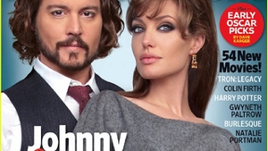 Angelina Jolie si Johnny Depp, impreuna pe coperta revistei "Entertainment Weekly"