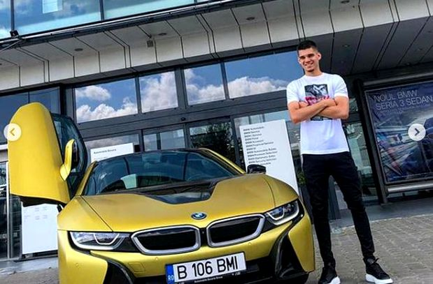 Ce bolid a primit cadou Ianis Hagi după ce s-a întors în țară de la Campionatul European de Fotbal U21